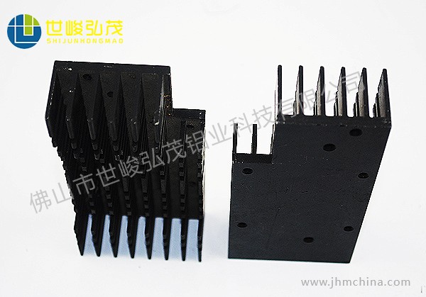 深加工汽車鋁型材散熱器