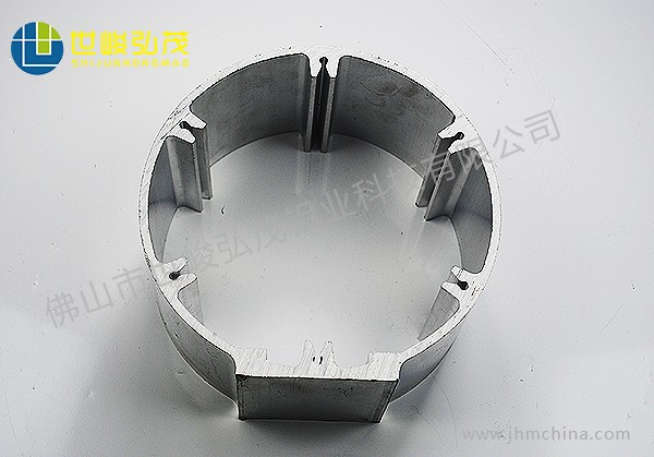 3000T機(jī)大圓管鋁合金鋁型材-1 3000T機(jī)大圓管鋁合金鋁型材-1