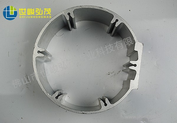 3000T機(jī)大圓管鋁合金鋁型材-1 3000T機(jī)大圓管鋁合金鋁型材-1