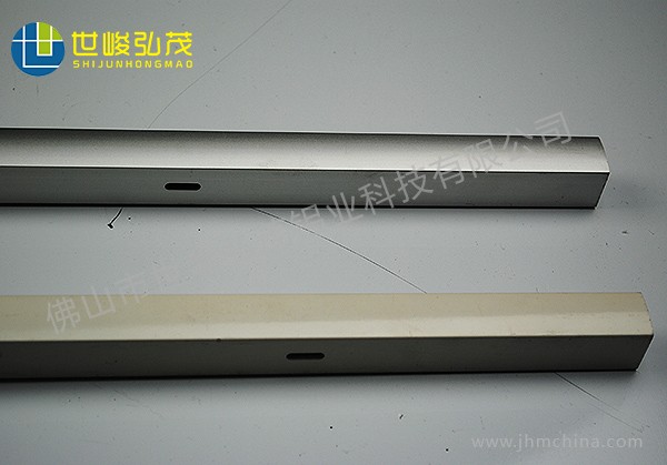 出口德國(guó)高壓軌道led燈鋁合金型材路軌套件-1 出口德國(guó)高壓軌道led燈鋁合金型材路軌套件-1