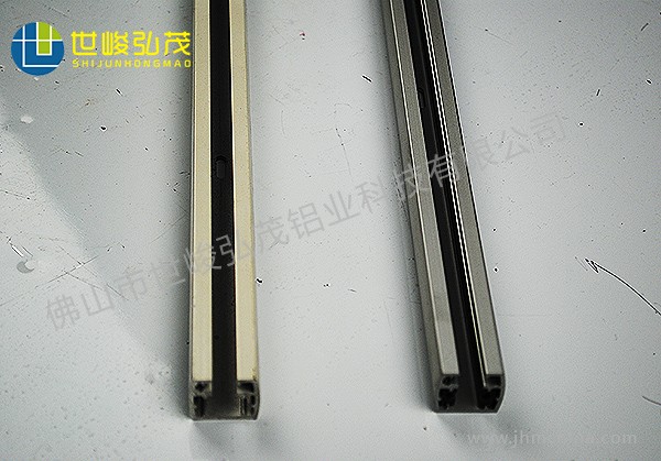 出口德國(guó)高壓軌道led燈鋁合金型材路軌套件-1 出口德國(guó)高壓軌道led燈鋁合金型材路軌套件-1